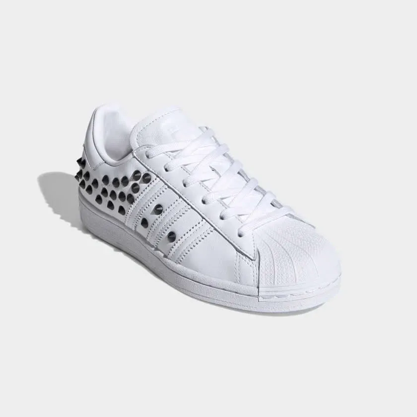 Adidas Originals Women's Superstar Studs Size 6 - White