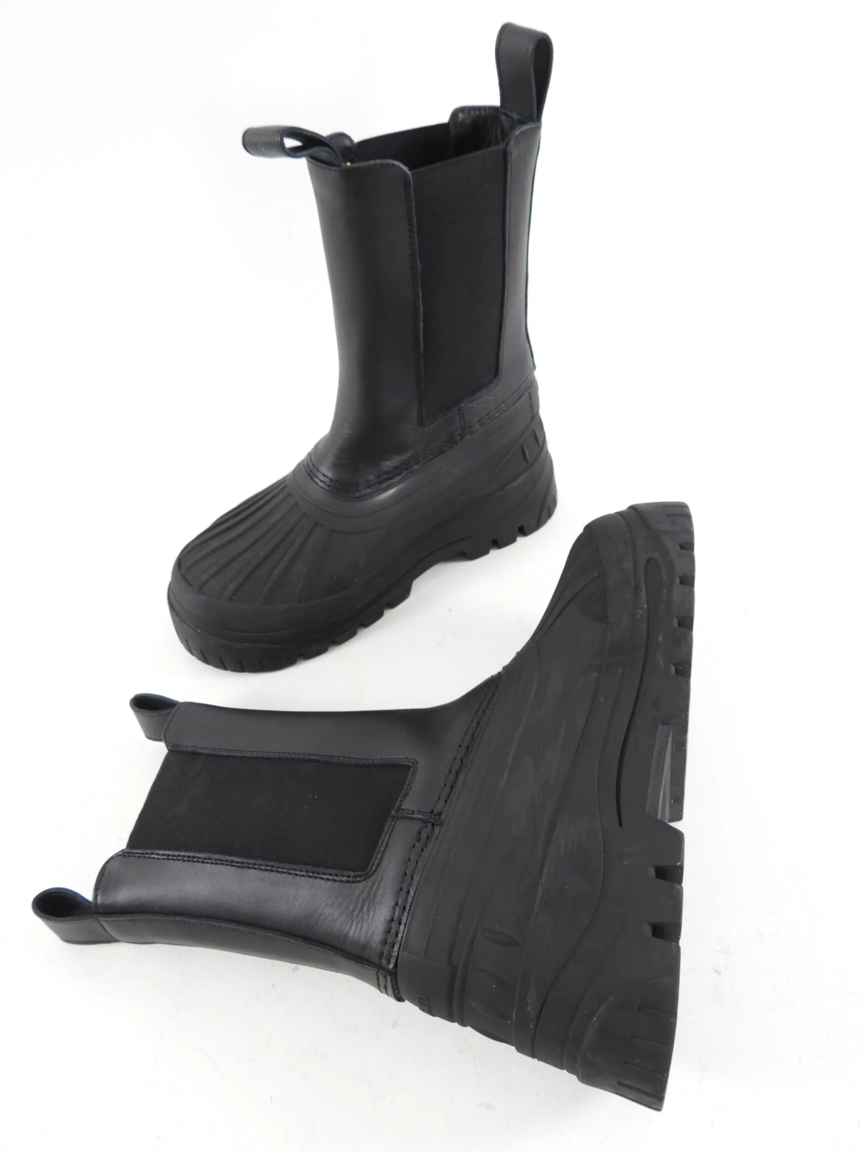 Axel Arigato Black Leather and Rubber Boots - 36.5 / 6