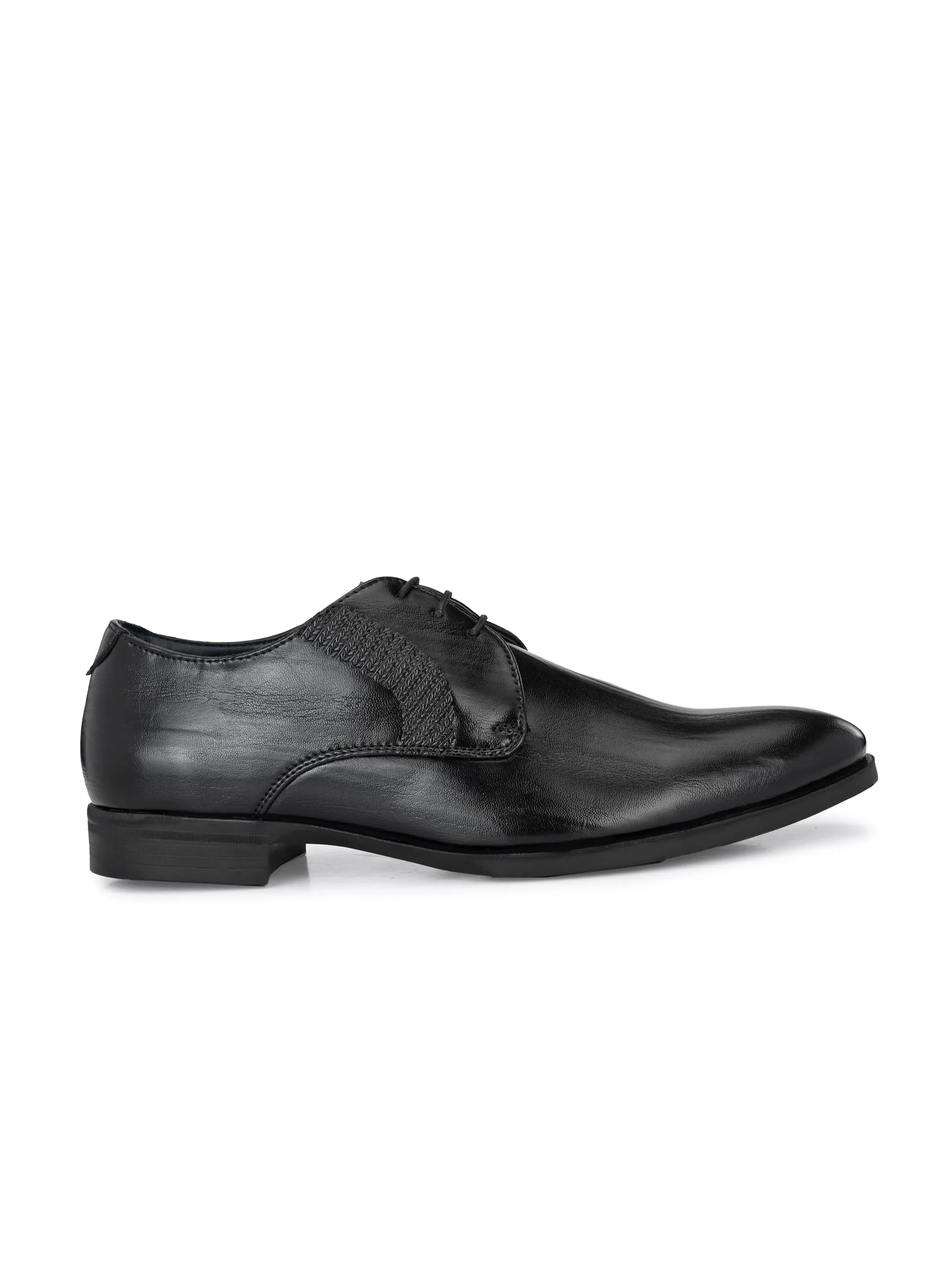 Barrel Black Derby Shoes