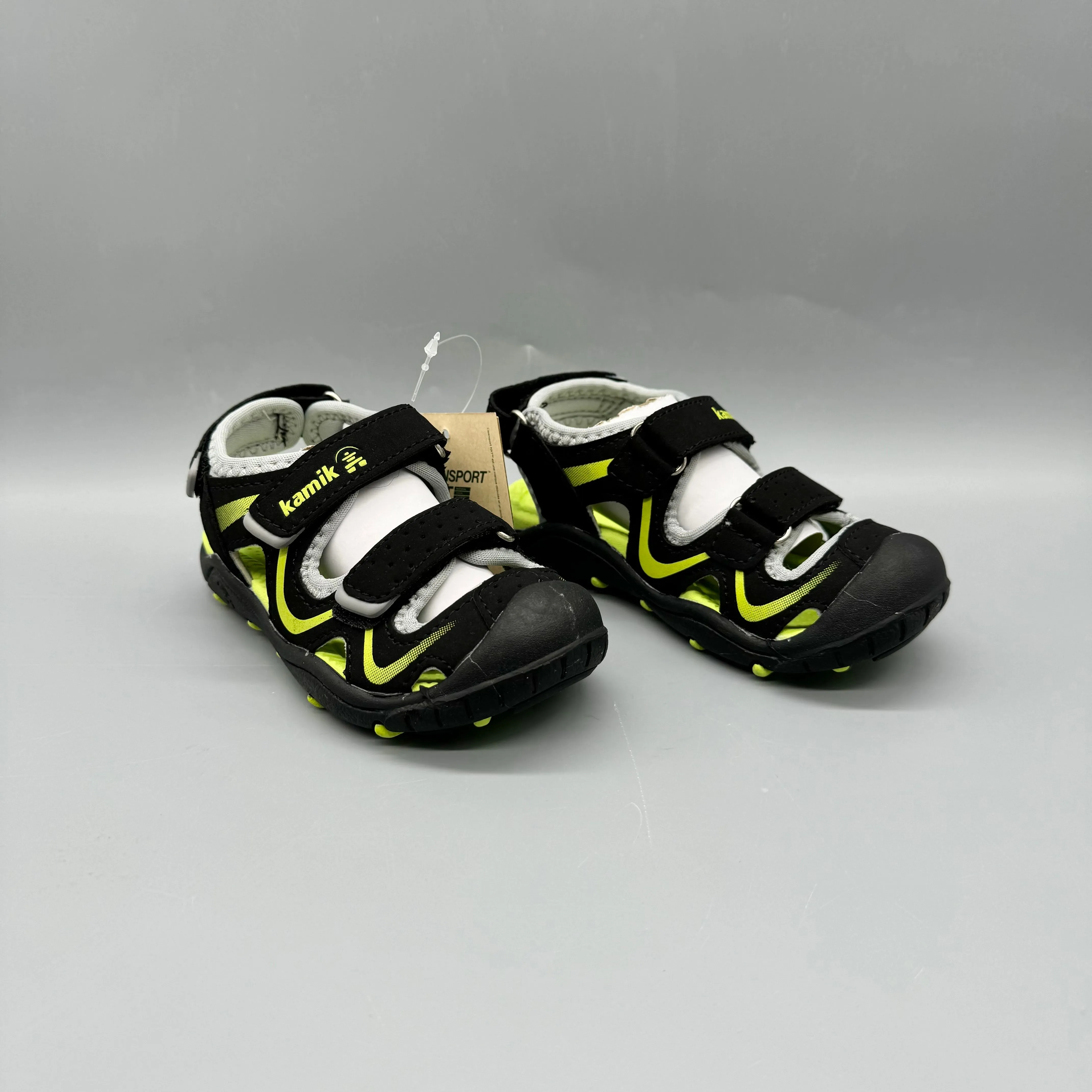 Kamik (New)/ Wander Sandal Black Lime / US8