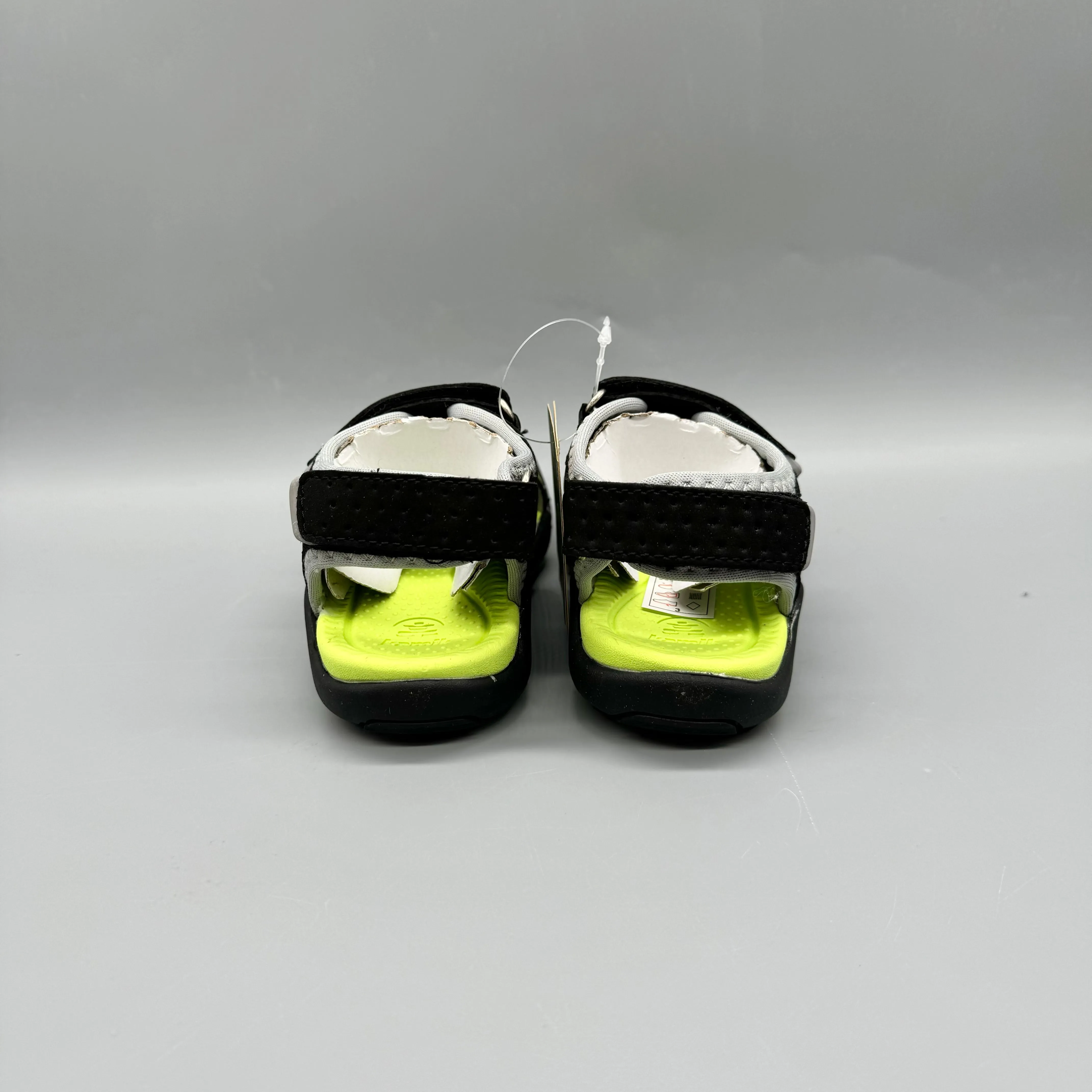 Kamik (New)/ Wander Sandal Black Lime / US8