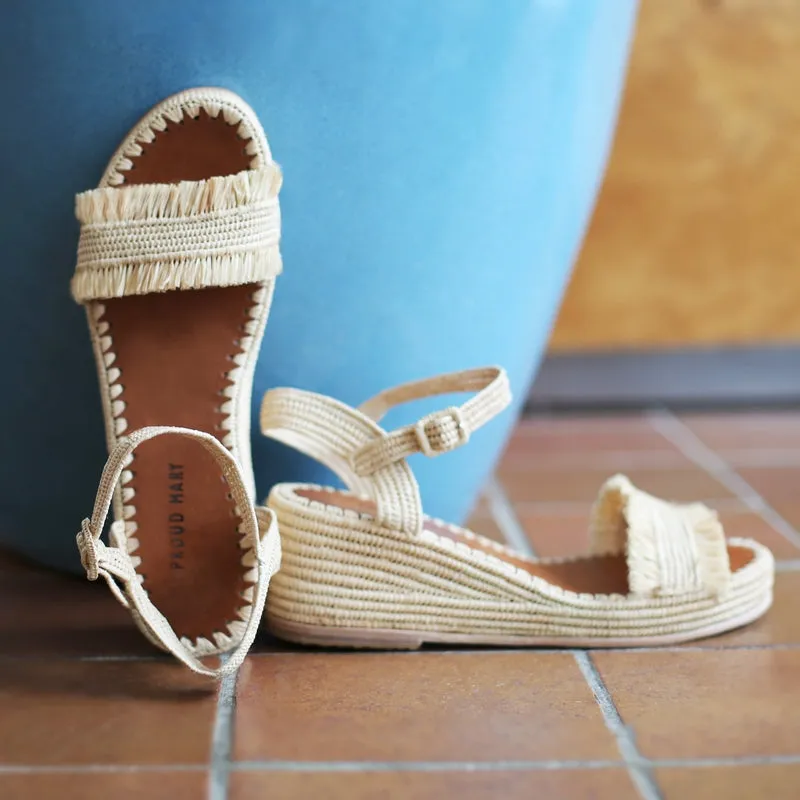 Raffia Wedge Fringe Sandal (Natural)