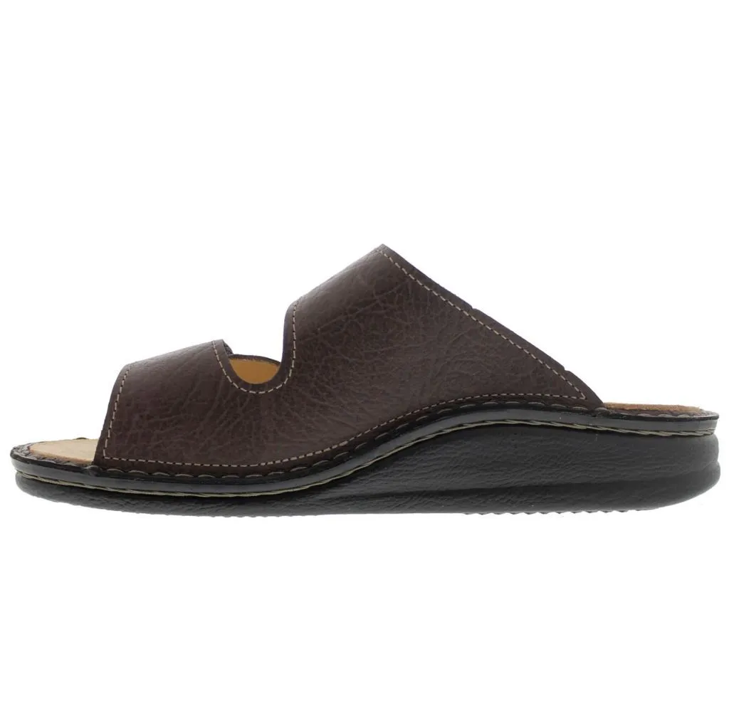 Stylish Riad Leather Mens Slip-On Sandals for Ultimate Comfort and Durability