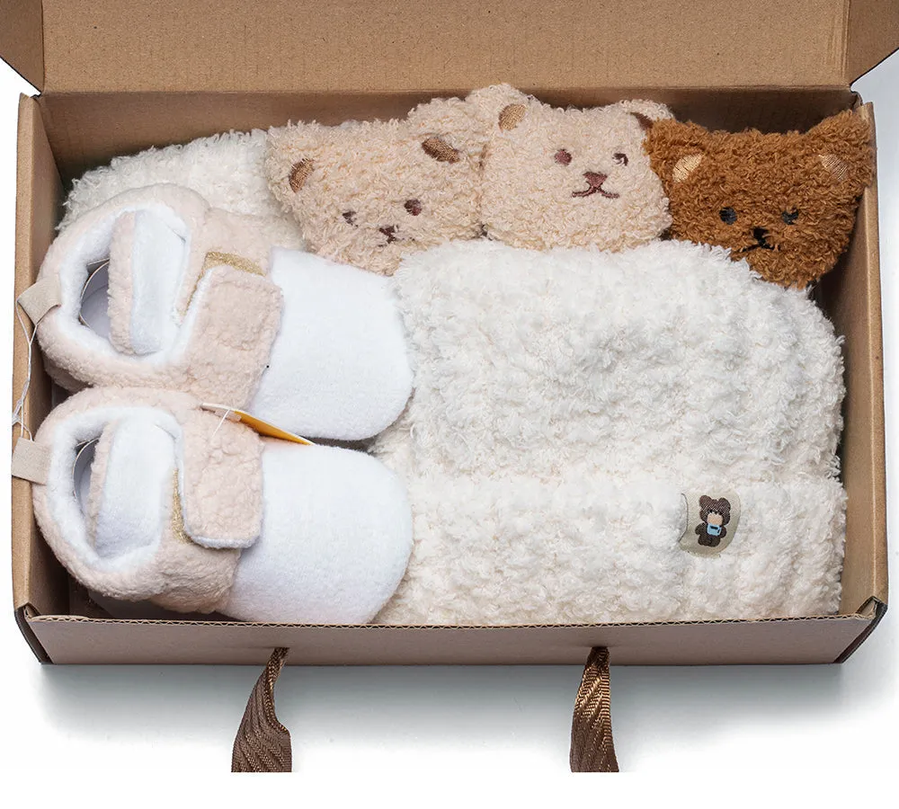 UGG AUSTRALIAN SHEPHERD Baby Booties Gift Set with Shearling Bear Beanie and Scarf